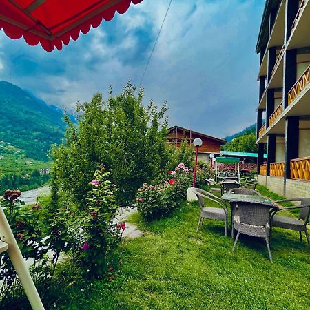 Naina Deventure Resort, Manali - Premium Rooms With Centrally Heated & Scenic View Kültér fotó