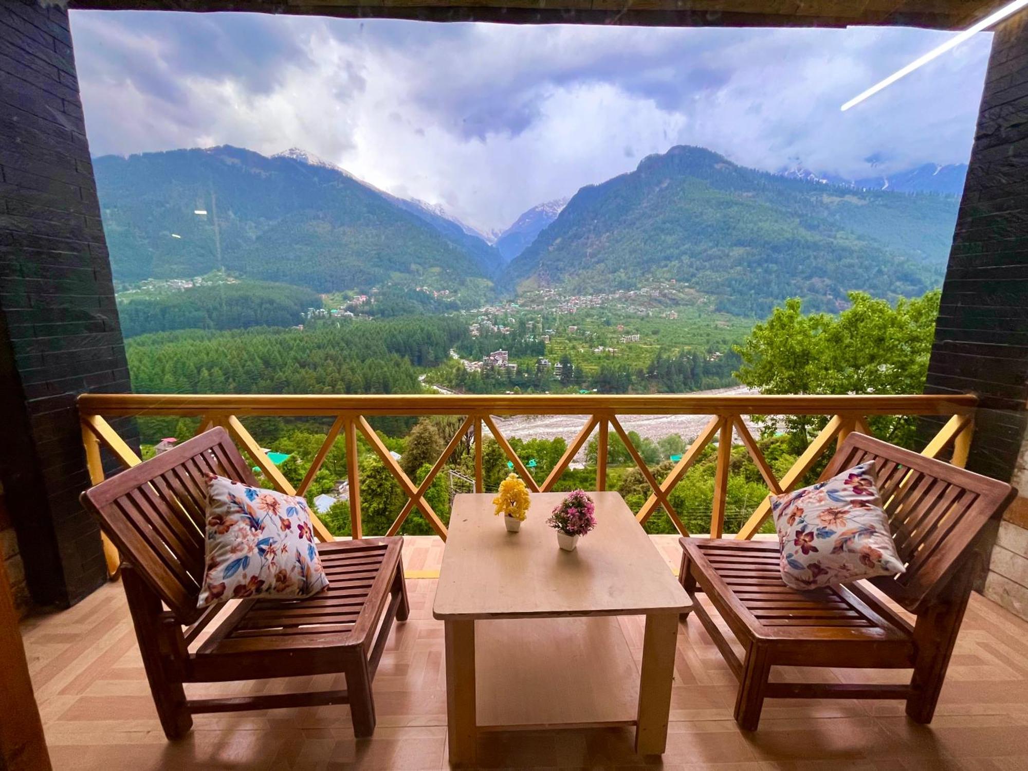 Naina Deventure Resort, Manali - Premium Rooms With Centrally Heated & Scenic View Kültér fotó