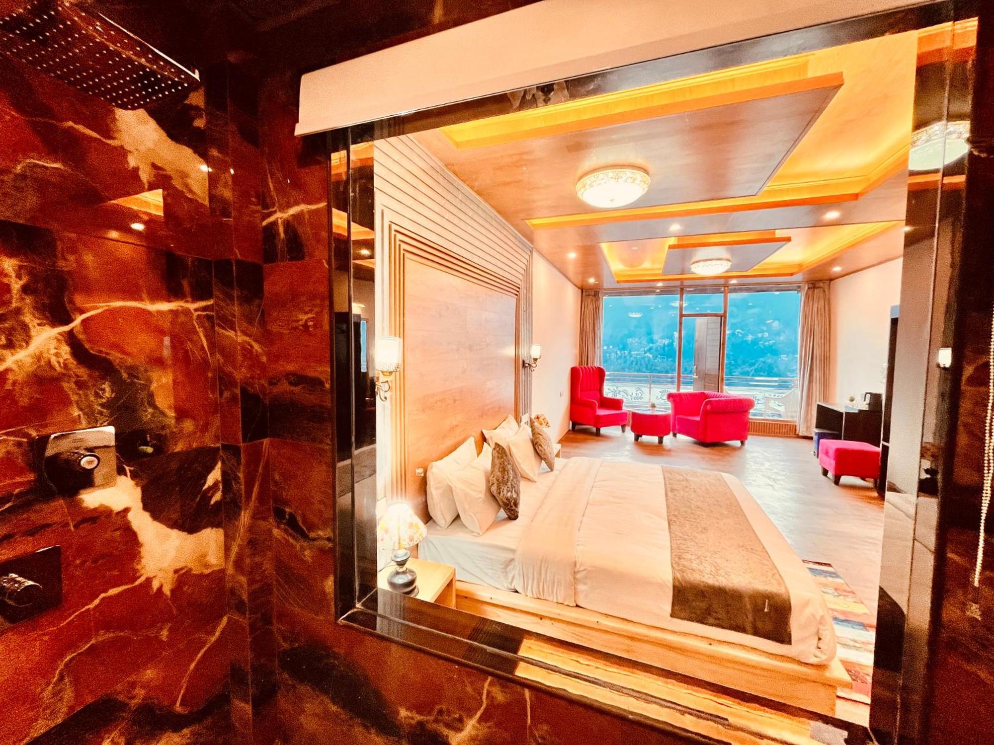 Naina Deventure Resort, Manali - Premium Rooms With Centrally Heated & Scenic View Kültér fotó