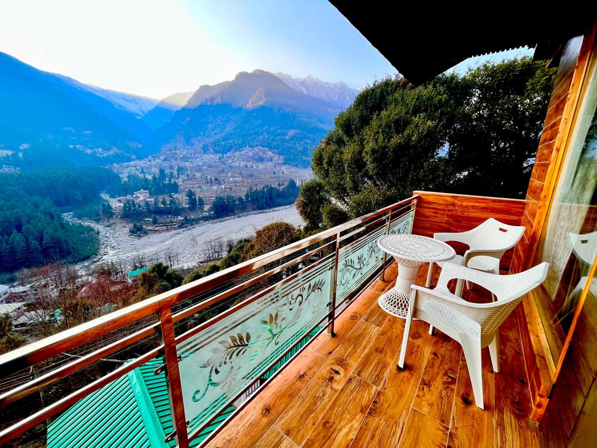 Naina Deventure Resort, Manali - Premium Rooms With Centrally Heated & Scenic View Kültér fotó