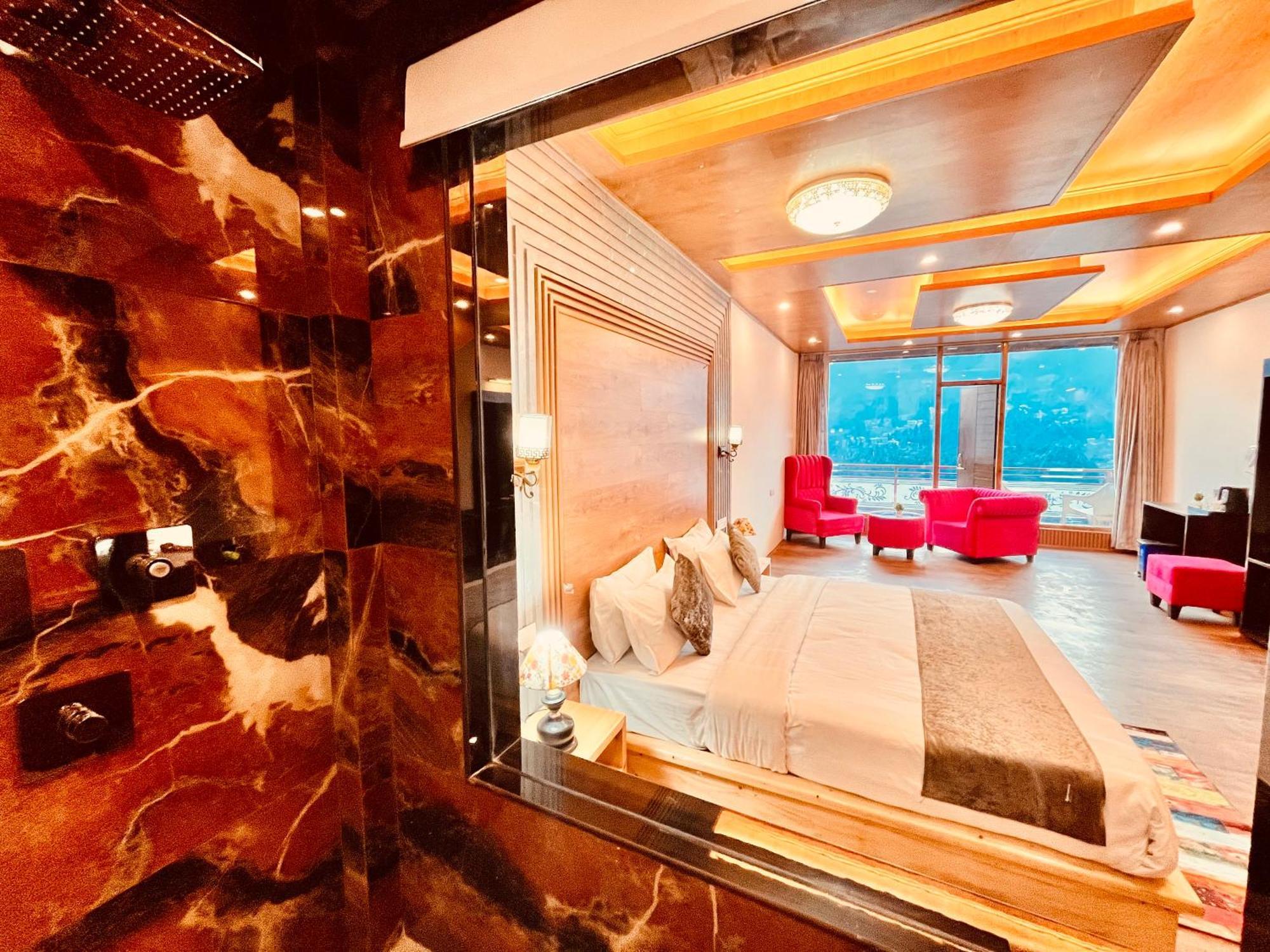Naina Deventure Resort, Manali - Premium Rooms With Centrally Heated & Scenic View Kültér fotó