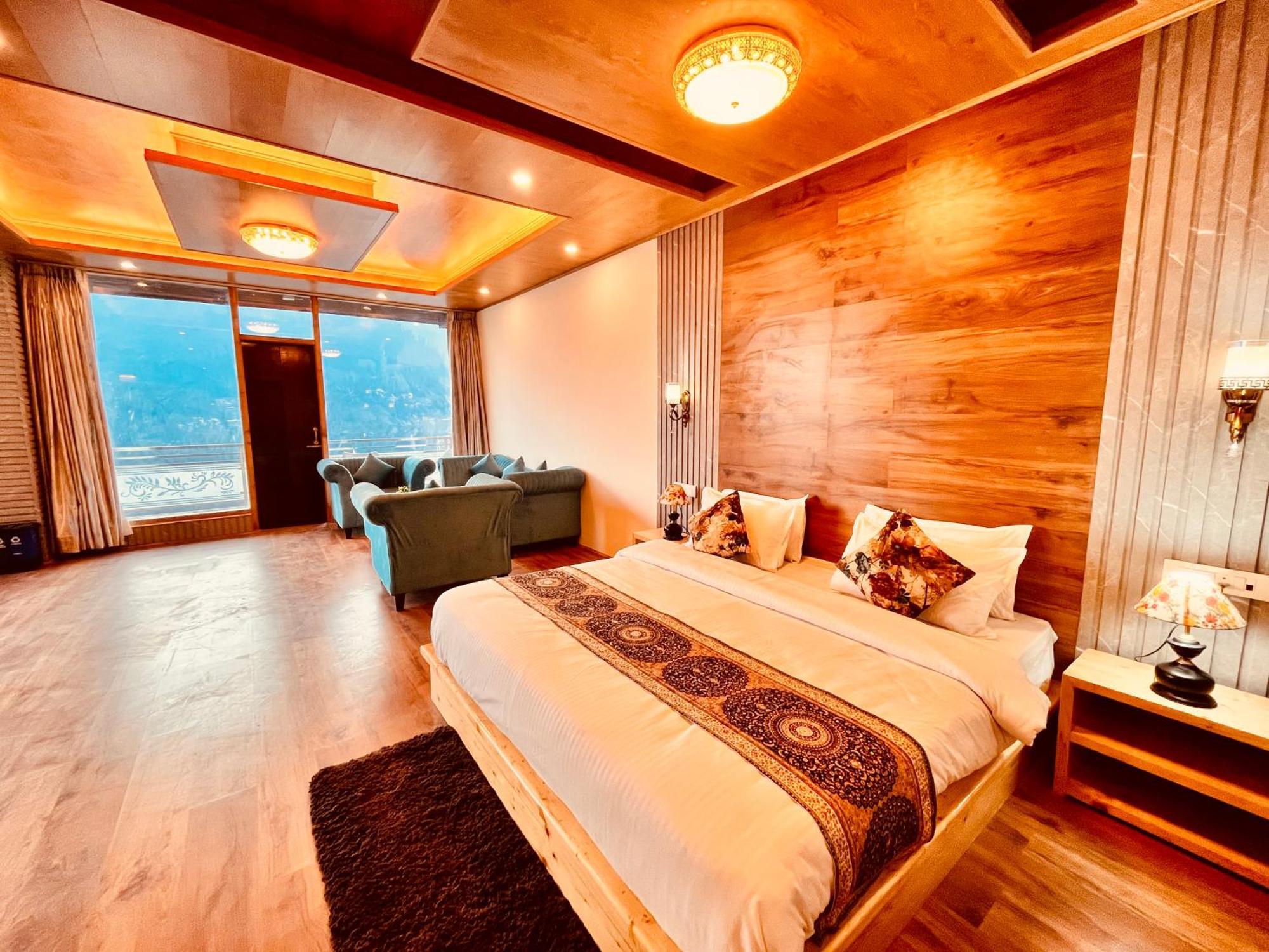 Naina Deventure Resort, Manali - Premium Rooms With Centrally Heated & Scenic View Kültér fotó