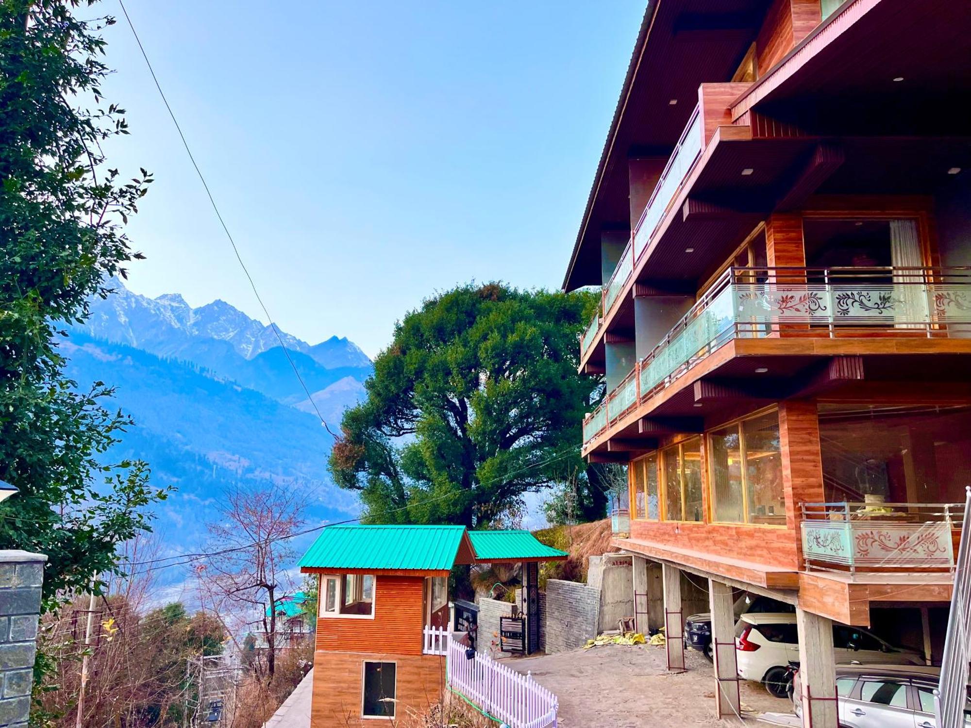Naina Deventure Resort, Manali - Premium Rooms With Centrally Heated & Scenic View Kültér fotó